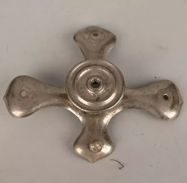 Bavarian Silver Officer/NCO Crossbase for Pickelhaube Visuel 1 principal